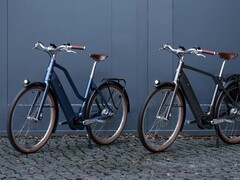 Les vélos électriques Schindelhauer Hannah (à gauche) et Heinrich (à droite). (Source de l'image : Schindelhauer)