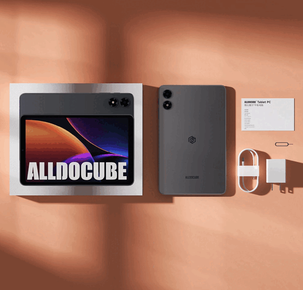 Tablette Alldocube iPlay Mini 4 avec son emballage et ses accessoires