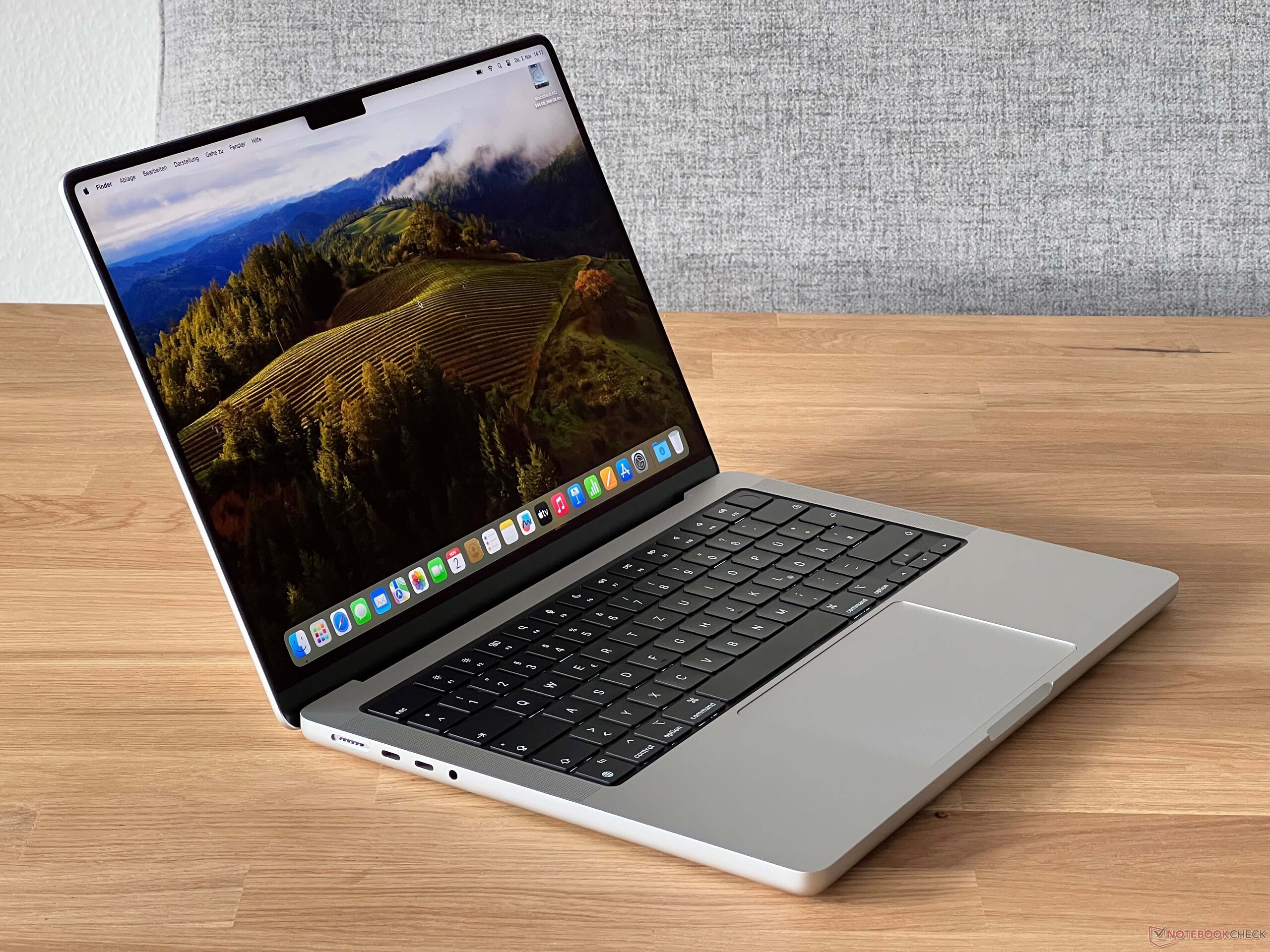 Apple MacBook Pro 14 (M3) : meilleur prix et actualités - Les