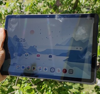 Test du Lenovo ThinkTab X11 en extérieur