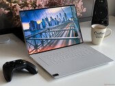 Test du Dell XPS 16 9640 : PC portable multimédia 4K OLED avec une barre tactile gênante