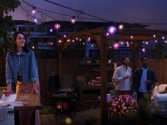 Les guirlandes lumineuses extérieures Festavia Globe de Philips Hue (photo) sont disponibles sur Amazon France. (Source de l&#039;image : Smartlights.de)