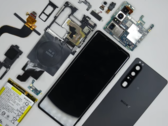 Le Sony Xperia 1 III est un client délicat en matière de réparations. (Image source : PBKreviews)