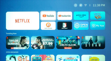 Le Yaber T1 Pro dispose d'un menu principal facile à utiliser, avec des applications pour les services de streaming les plus populaires. (Source de l'image : Notebookcheck)