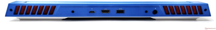 Arrière : USB 3.2 Gen2 Type-C avec DisplayPort-out, HDMI 2.1-out, USB 3.2 Gen1 Type-A, DC-in