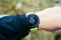 Les smartwatches Garmin modernes prennent également en charge les appels d'urgence par satellite