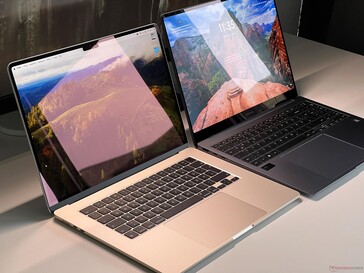 MacBook Air 15 (à gauche) vs. Galaxy Book4 Pro (à droite)