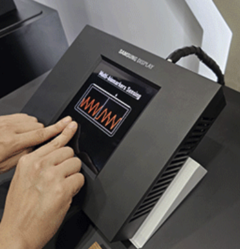 L'écran OLED Samsung Sensor en action. (Source : Samsung Display)