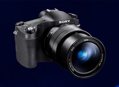 Après neuf ans, le Sony RX10 IV va enfin avoir un successeur.