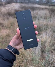 Prototype de smartphone Sony Xperia 5G. (Source de l'image : OLX)