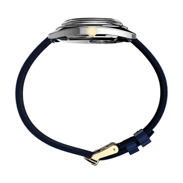 Vue de profil de la Timex Q 1976 Day and Date