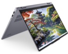 Le nouvel IdeaPad 2-en-1 16 est plus grand, plus lourd et souvent plus lent que le HP OmniBook X Flip 16, moins cher (Source : Lenovo)