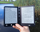 L'E-reader Diptyx (en photo) gère la charge et les transferts de fichiers via l'USB-C. (Source de l'image : u/spacerower via r/ereader)