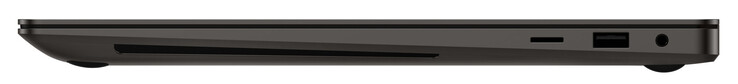 Côté droit : Lecteur de carte mémoire (MicroSD), USB 3.2 Gen 1 (USB-A), combo audio