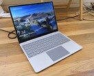 Le Surface Laptop Go 2 devrait arriver sur les étagères en juin 2022 (image via le site de l'entreprise)