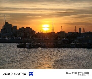 Vivo X300 Pro 85 mm Éclairage brut.