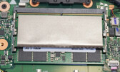 Deux emplacements RAM, dont un seul avec dissipation thermique
