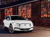 Le PDG de Ford admire les marges bénéficiaires de Tesla ou l'innovation de NIO, mais promet de les battre tous les deux