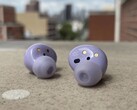 Les Galaxy Buds2 étaient nettement moins chers que les Galaxy Buds Pro. (Source : Mike Andronico/CNN)