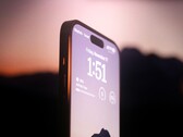 L'iPhone 18 Pro ( Apple ) pourrait être doté d'un trou de perforation légèrement plus petit.