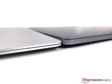MacBook Pro 13 (à droite) contre MacBook Air (à gauche)