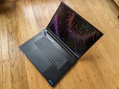 Test du Razer Blade 18 : plus petit que de nombreux portables de jeu de 17 pouces