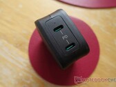 Le nouveau chargeur à double port. (Source : Notebookcheck)