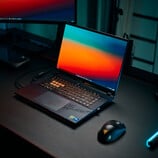 En concurrence avec ROG, Legion et autres avec une RTX 5090 et un OLED 240 Hz - Gigabyte Aorus Master 16 gaming laptop review