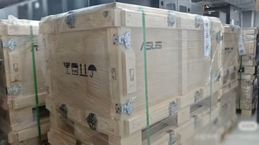 Un rack Asus H200 suspecté (Source : Financial Times)