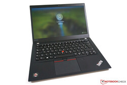 En test : le Lenovo ThinkPad T495s. Modèles de test fournis par Lenovo Campus Point.