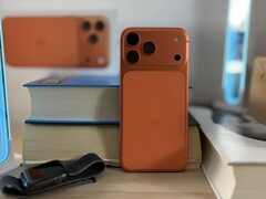 La rédactrice de MacRumors Juli Clover a utilisé trois générations d’iPhone pendant un an chacune avec la limite de charge à 80% activée.