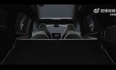 Intérieur du nouveau SUV Tesla Model Y L (Source : Tesla sur Weibo)