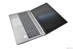 HP ZBook Firefly 15 G7 : même les nouveaux designs ne peuvent pas sauver les ordinateurs portables Comet Lake