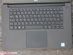 Frappe confortable sur un clavier silencieux.