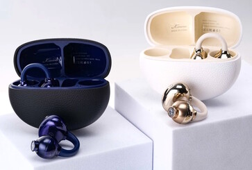 La Kinera Sylvie est disponible dans les coloris noir et bleu-violet ou blanc et or champagne.