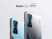 Le Redmi K50 Gaming et son homologue Mercedes-AMG Petronas F1 Team Edition. (Image source : Xiaomi)