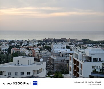 Vivo X300 Pro 12 MP 85 mm téléobjectif.