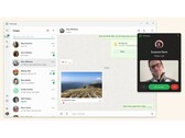 Image promotionnelle de WhatsApp sur Windows 11 montrant l'interface utilisateur du chat sur un fond beige. (Source de l'image : Microsoft Store)