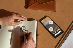 Google n'a pas reporté le scanner d'empreintes digitales des Pixel 6 et Pixel 6 Pro sur le nouveau Pixel 6a. (Image source : Google)