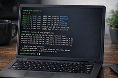 Linux from Scrach 13.0 reste fidèle à l'approche CLI-only tout en fournissant les derniers paquets Linux