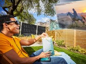 Les lunettes Nreal Air AI seront disponibles au Royaume-Uni dans le courant du printemps. (Image source : EE)