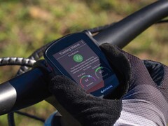 Garmin a publié une mise à jour Q3 majeure pour certains ordinateurs Edge, dont le Edge 840 (ci-dessus). (Source de l'image : Garmin)