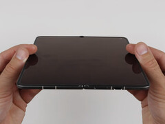 L'Oppo Find N6 est certifié IP59 et résiste à 1 million de cycles de pliage. 