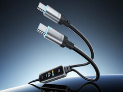 Le câble de recharge rapide 2-en-1 peut fournir jusqu’à 140 W de puissance. Sur la photo : une image promotionnelle montrant les deux ports de sortie USB-C.