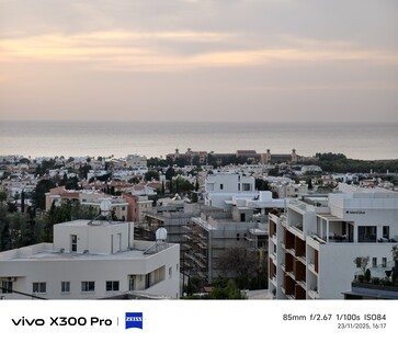 Vivo X300 Pro 200 MP 85 mm téléobjectif.