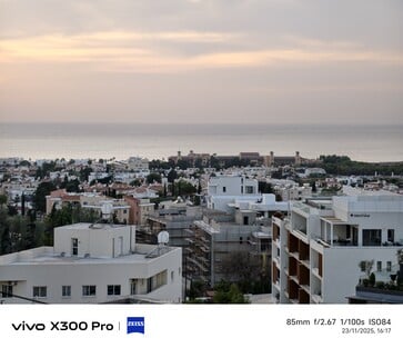 Vivo X300 Pro 200 MP 85 mm téléobjectif.