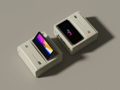 L'Ayaneo AM01S est désormais équipé d'un APU AMD plus puissant qui exploite les architectures CPU Zen 5 et GPU RDNA 3.5. (Source de l'image : Ayaneo)