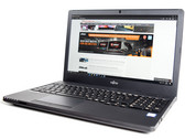 Courte critique du PC portable Fujitsu LifeBook A557 (Core i5, Full-HD)