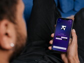 Eustella et un smartphone