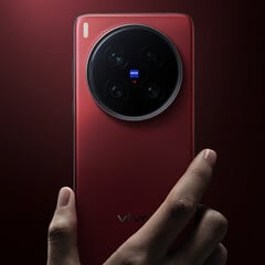 Vivo ne remplacera probablement pas le X200 Ultra (photo) avant le printemps 2026. (Source : Vivo)